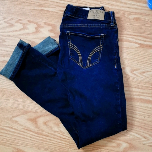 Hollister Social Stretch Jean - Picture 1 of 3
